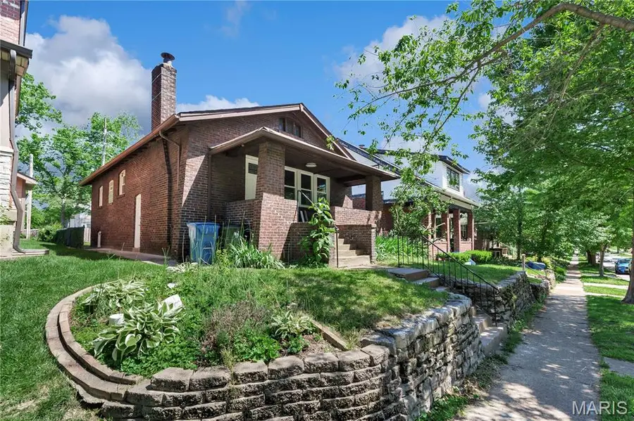 1024 Yale Avenue, Richmond Heights, MO 63117 - #2