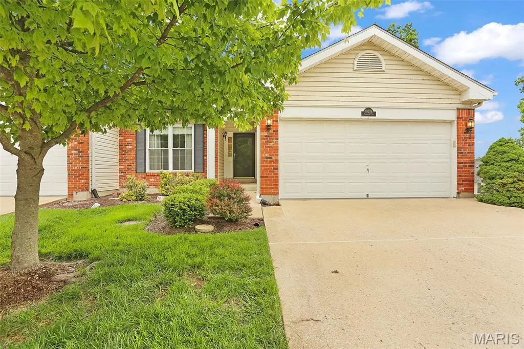 10276 Highbury Lane, Saint Louis, MO 63123 - #1