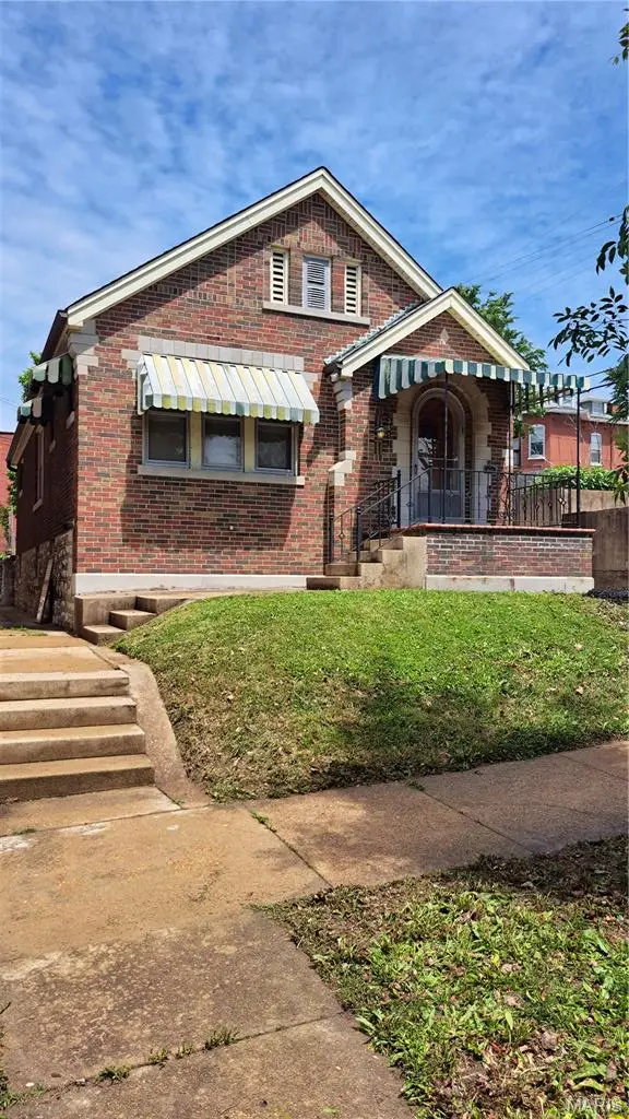 3617 Dunnica Avenue, St Louis, MO 63116
