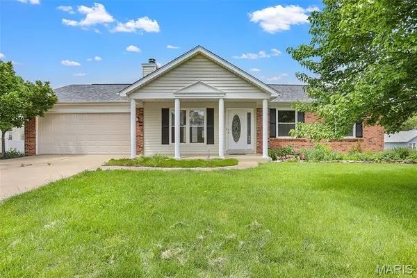 5744 Walnut Creek Boulevard, St Charles, MO 63304
