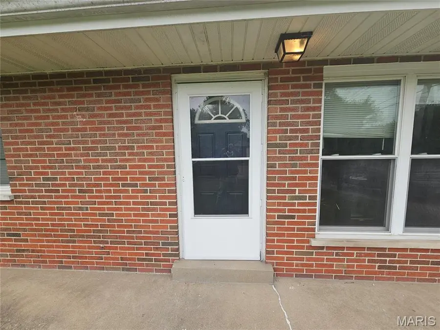 9503 Yorktown Drive, Saint Louis, MO 63137 - #2