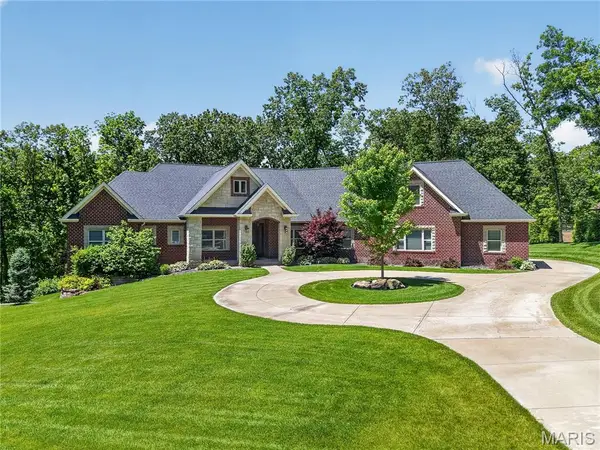 1075 Stonebrooke Lane, Wentzville, MO 63385