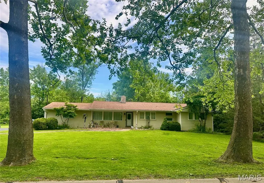 9 Ranch Lane, Saint Louis, MO 63131 - #1