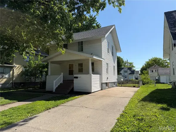 1007 Sumner Street, Carlinville, IL 62626