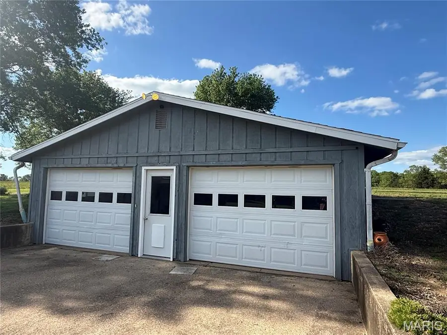 190 Airport Road, Iberia, MO 65486 - #2