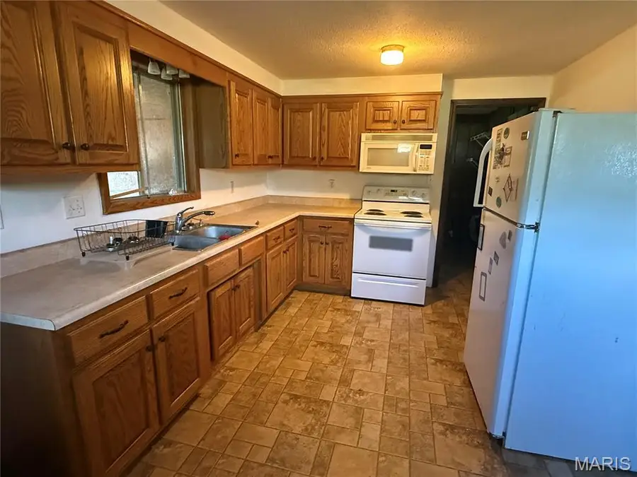 190 Airport Road, Iberia, MO 65486 - #3
