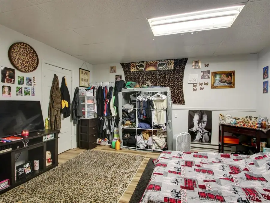 504 Broadway Street, Hannibal, MO 63401 - #3