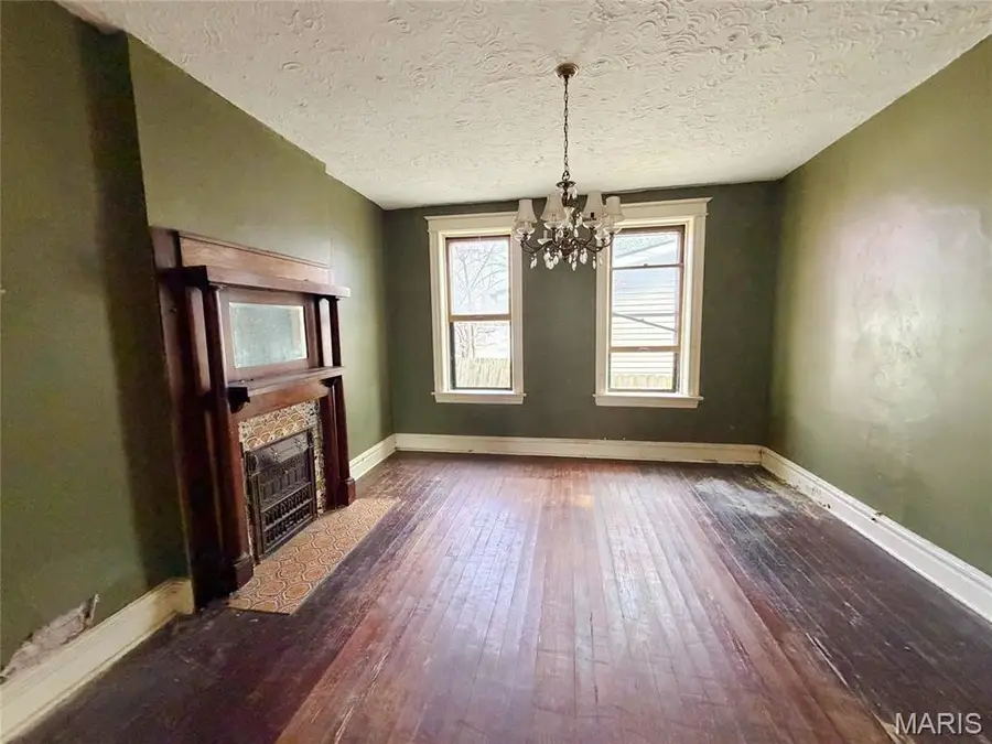 1211 Victor Street, Saint Louis, MO 63104 - #2