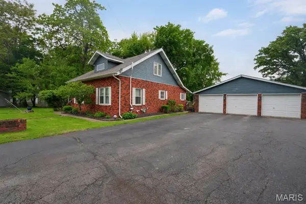 407 E Spruce Street, Gillespie, IL 62033