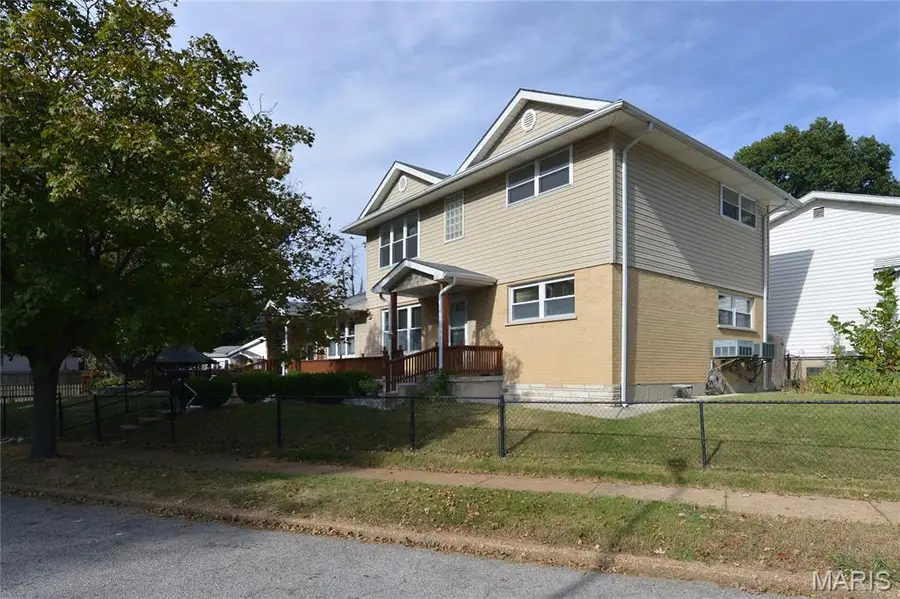 4063-4065 Bowen Street, Saint Louis, MO 63116 - #2