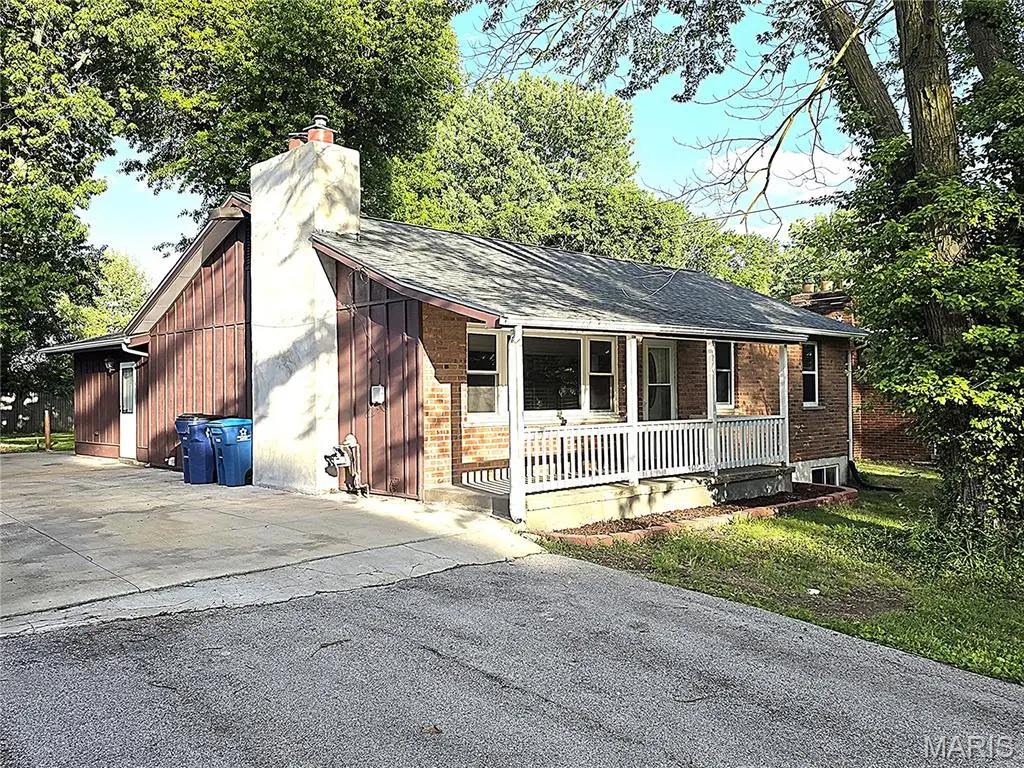 12102 Mckelvey Road, Maryland Heights, MO 63043 - #1