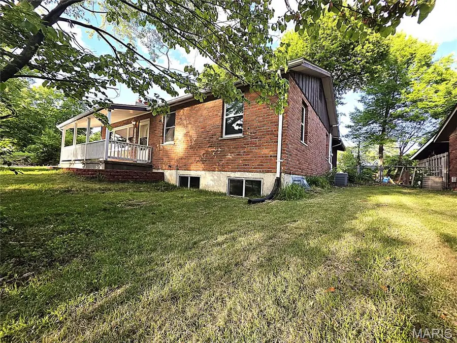 12102 Mckelvey Road, Maryland Heights, MO 63043 - #3