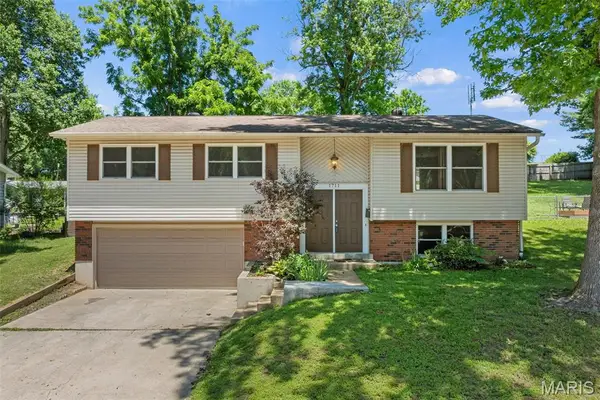 1711 E Ninth Street, Washington, MO 63090