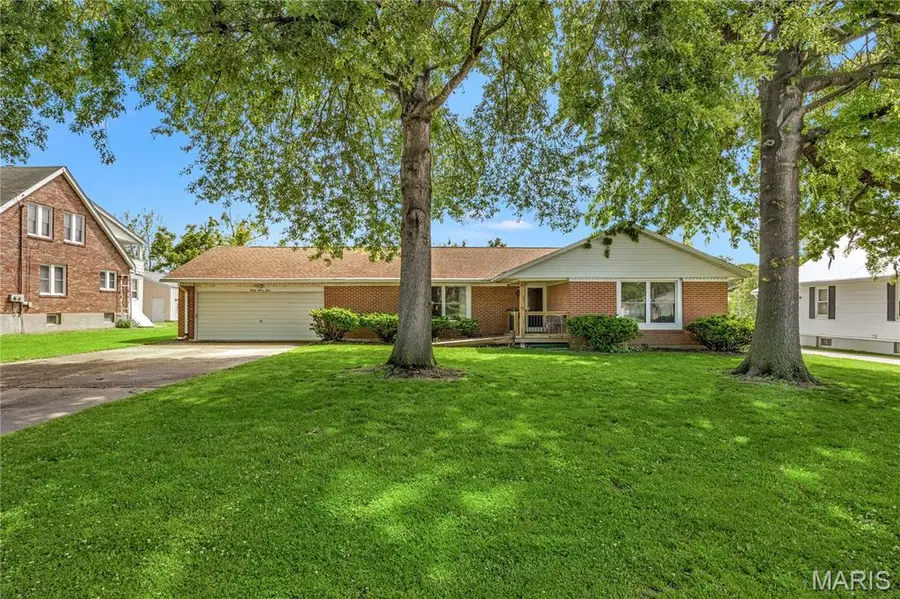 1235 Washington Street, Hermann, MO 65041 - #2