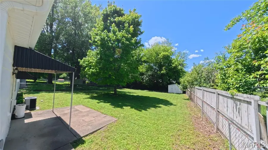 659 N 38th Street, Belleville, IL 62226 - #2