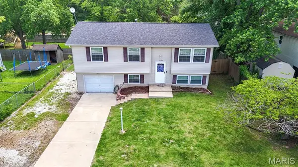 23464 Apple Tree Lane, Elsah, IL 62028