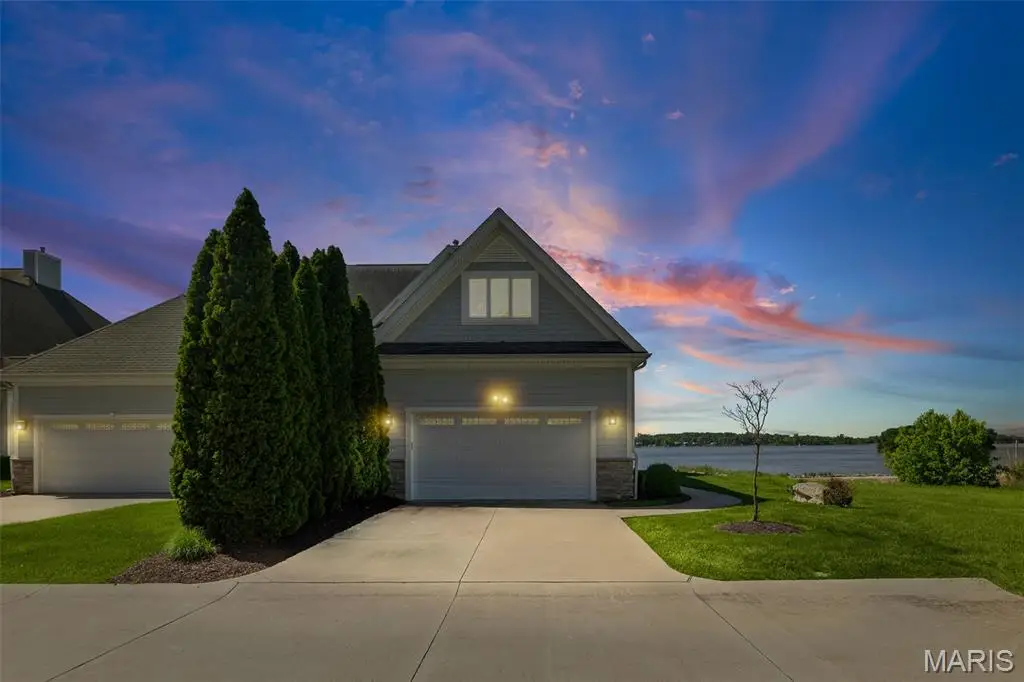 709 Wind Rivers Drive #B, Grafton, IL 62037 - #1