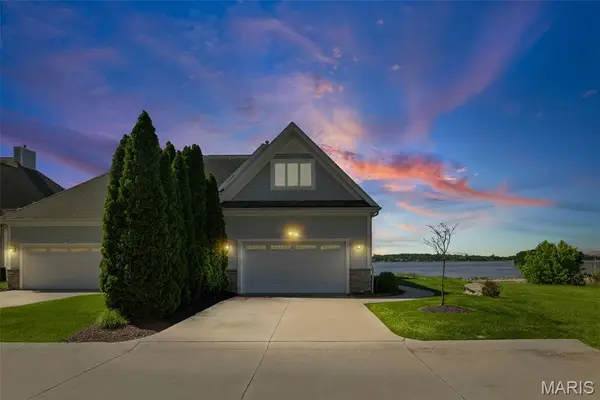 709 Wind Rivers Drive #B, Grafton, IL 62037