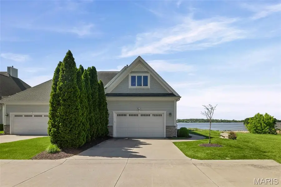 709 Wind Rivers Drive #B, Grafton, IL 62037 - #2