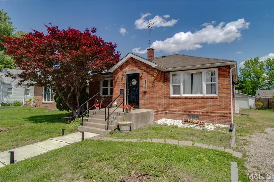 315 Doerr Street, Roxana, IL 62084 - #2