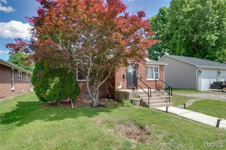 315 Doerr Street, Roxana, IL 62084 - #3