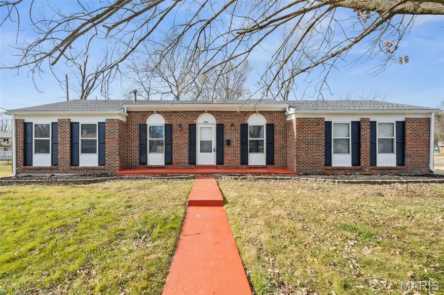 2365 Thunderbird Avenue, Florissant, MO 63033 - #2