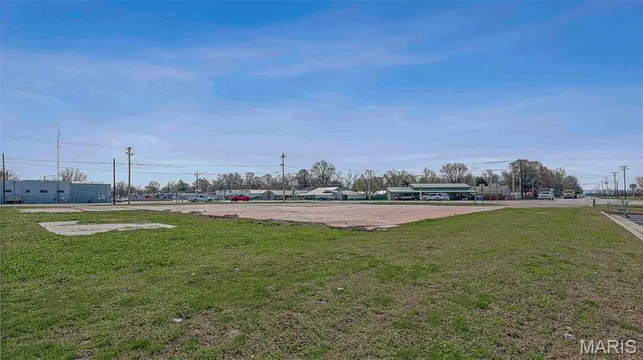 1512 Saint Francis Street, Kennett, MO 63857 - #3