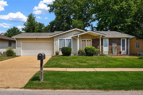 545 Lemonwood Drive, Ballwin, MO 63021
