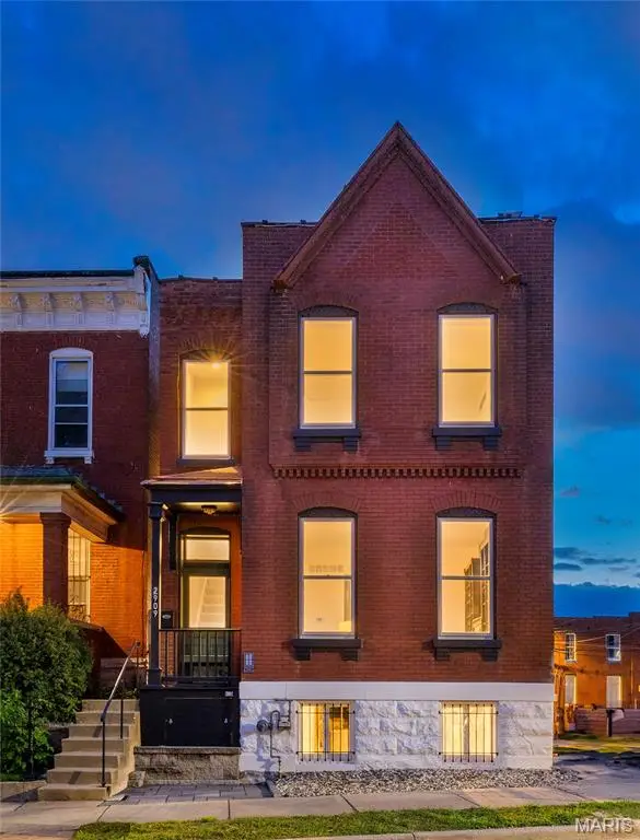 2909 Mcnair Avenue, Saint Louis, MO 63118 - #2