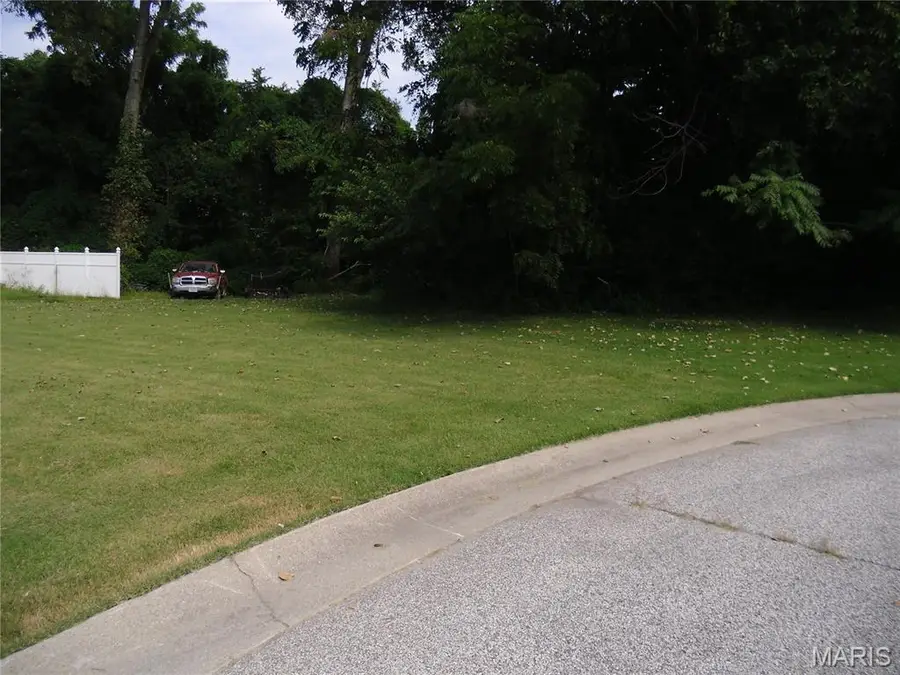 83 Montclair Drive, Fairview Heights, IL 62208 - #2