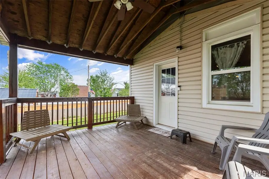 5226 Elizabeth Avenue, Saint Louis, MO 63110 - #3