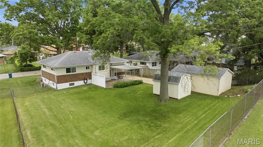 8309 Julia Drive, Affton, MO 63123 - #3