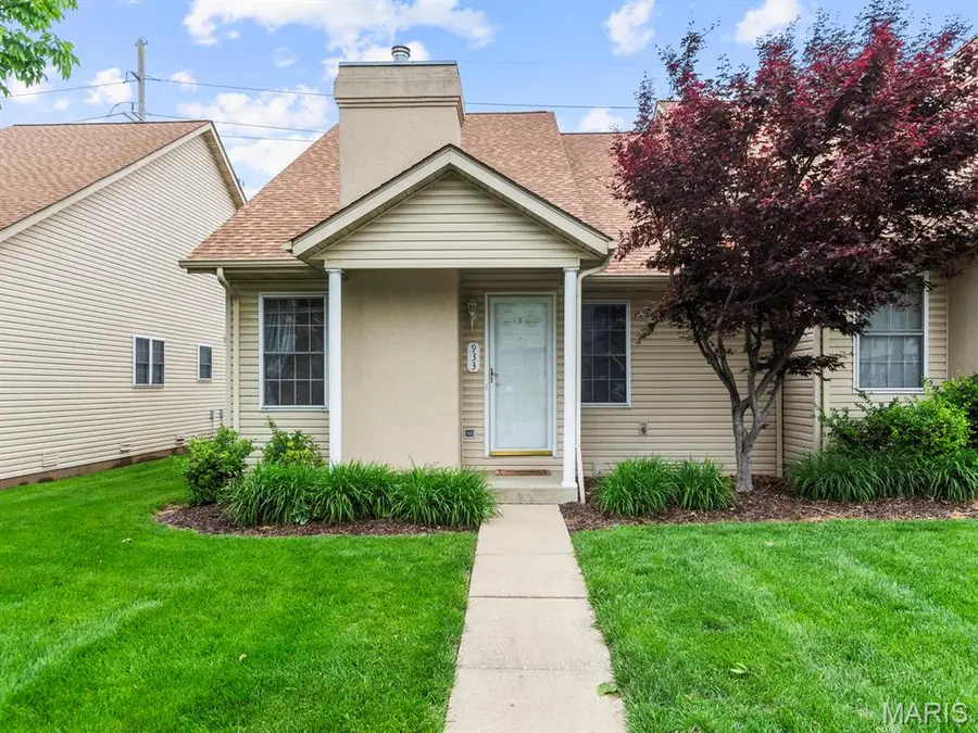 933 Georgetowne Drive, Ofallon, IL 62269 - #2