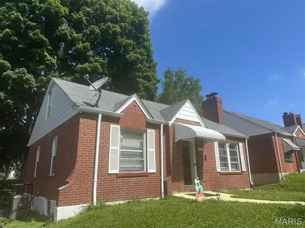3525 Belaire Place, Beverly Hills, MO 63121 - #1
