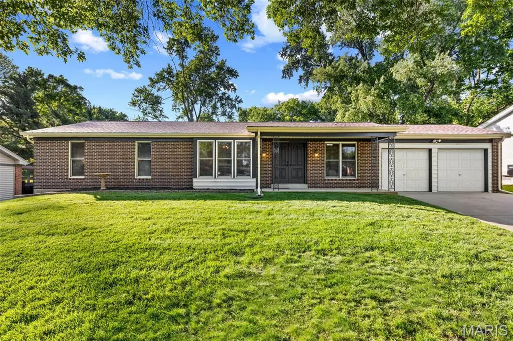 13241 Delft Drive, Saint Louis, MO 63146 - #1