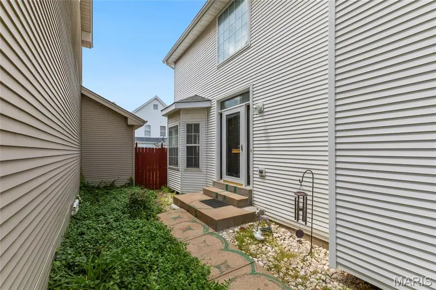 951 Morehouse Lane, University City, MO 63130 - #2