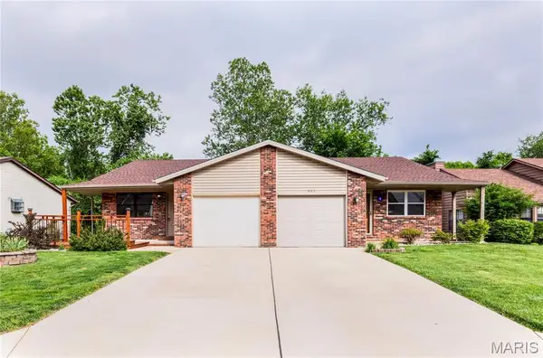 883 Lester Avenue, Collinsville, IL 62234