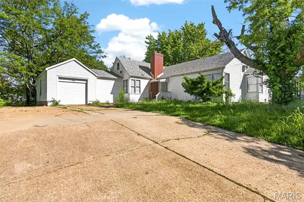 765 N Main Street, St Clair, MO 63077