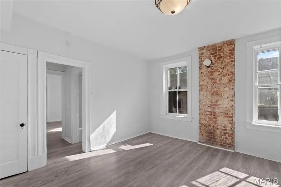 3534 Pennsylvania Avenue, Saint Louis, MO 63118 - #2