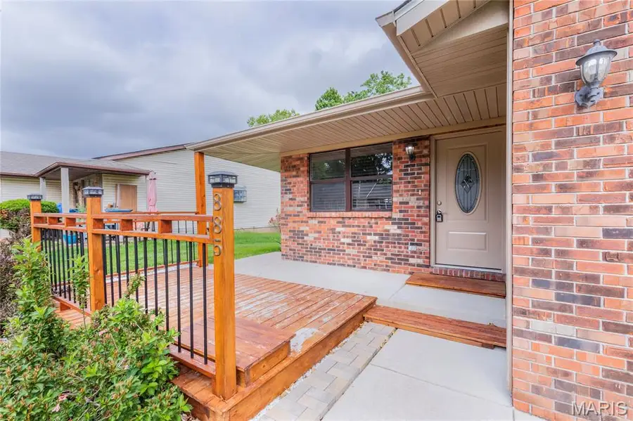 885 Lester Avenue, Collinsville, IL 62234 - #3