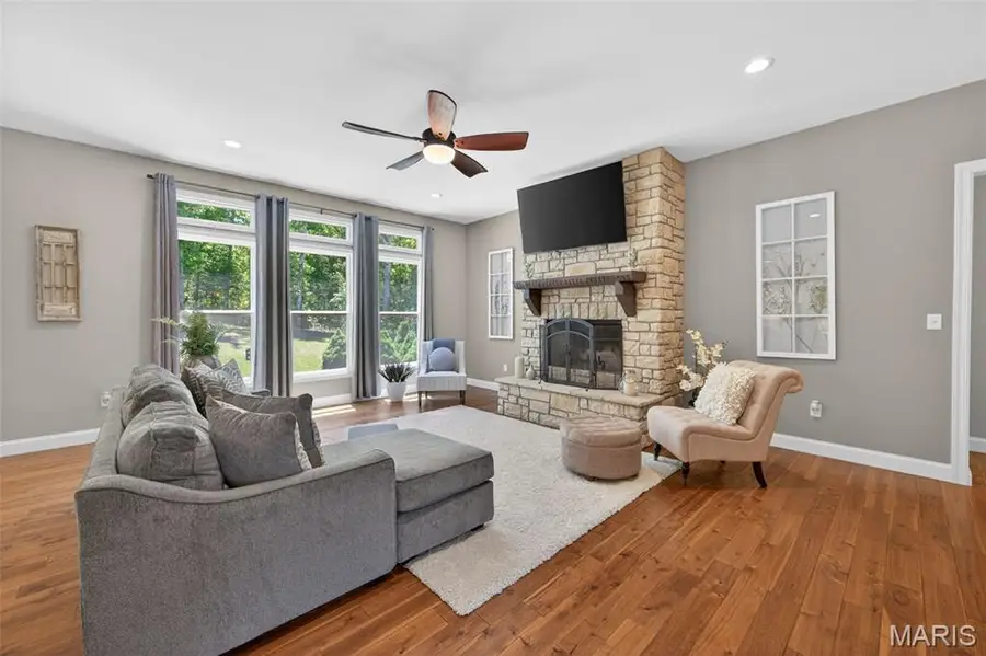 524 Stonewolf Creek Drive, Wentzville, MO 63385 - #3