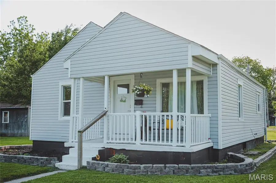 307 N 3rd Street, Chaffee, MO 63740 - #2