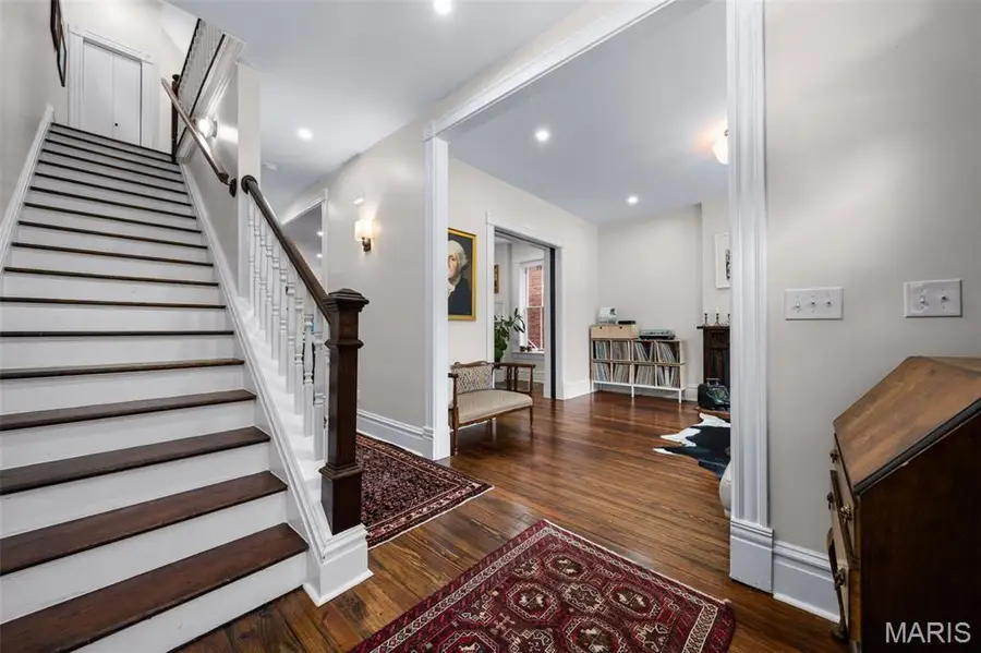 2745 Armand Place, Saint Louis, MO 63104 - #3