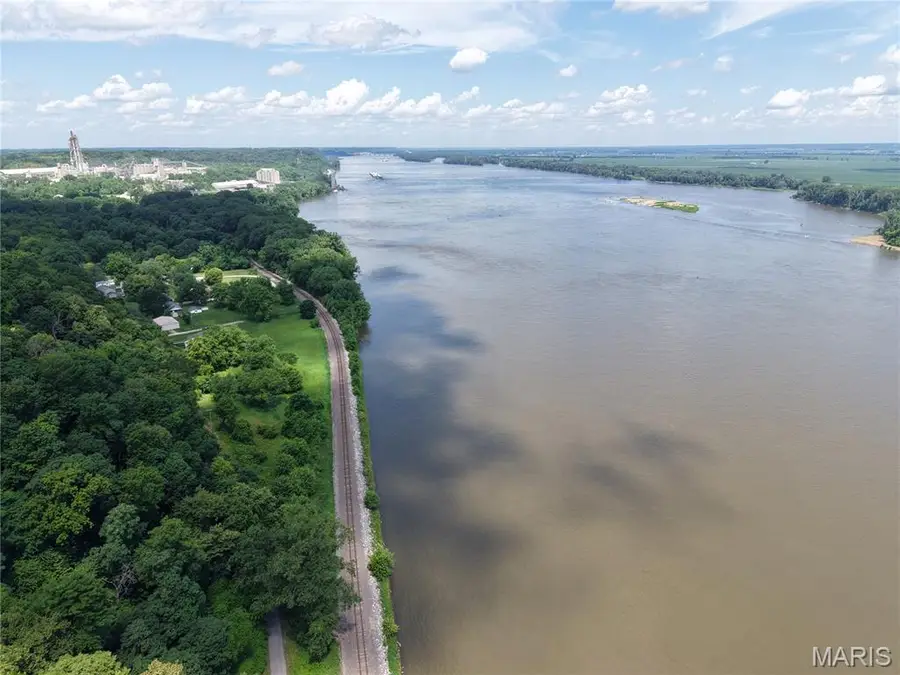 24 Monkey Run, Hannibal, MO 63401 - #3