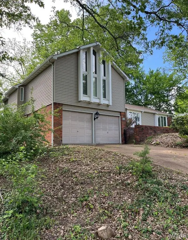 495 Graywood Drive, Ballwin, MO 63011 - #2