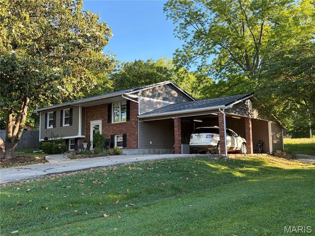 265 W Click Avenue, Puxico, MO 63960 - #1