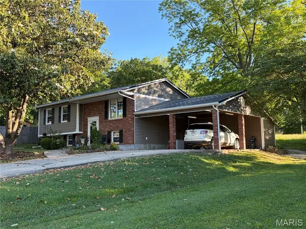 265 W Click Avenue, Puxico, MO 63960