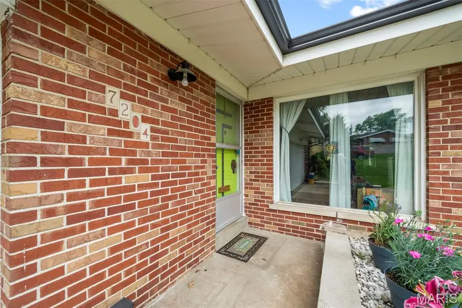7204 Rockspring Drive, Affton, MO 63123 - #2