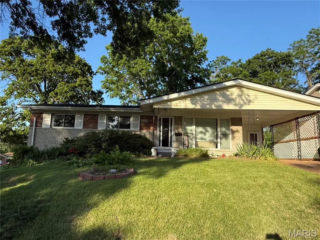 5144 Wallingford Drive, Saint Louis, MO 63121 - #1