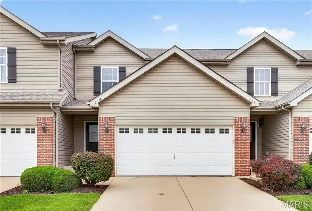 816 Foxgrove Drive, Fairview Heights, IL 62208 - #1
